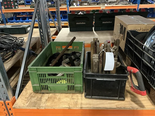 Diverse werkplaats toebehoren - afbeelding 6 van  7