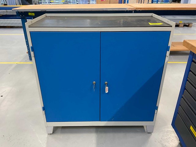 Diverse werkplaatsinventaris (5x) - afbeelding 2 van  7