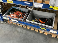 Diverse werkplaatsinventaris en machineonderdelen - afbeelding 3 van  14