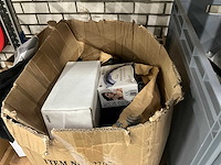 Diverse werkplaatsinventaris en machineonderdelen - afbeelding 7 van  14