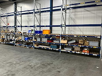 Diverse werkplaatsinventaris en machineonderdelen - afbeelding 1 van  14