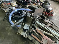 Diverse werkplaatsinventaris - afbeelding 5 van  11