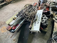 Diverse werkplaatsinventaris - afbeelding 10 van  11