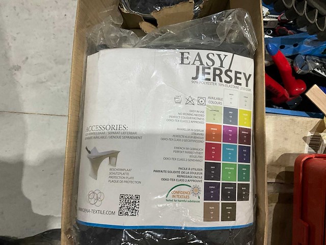 Diverse werkplaatsinventaris - afbeelding 4 van  10