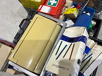 Diverse werkplaatsinventaris - afbeelding 8 van  10