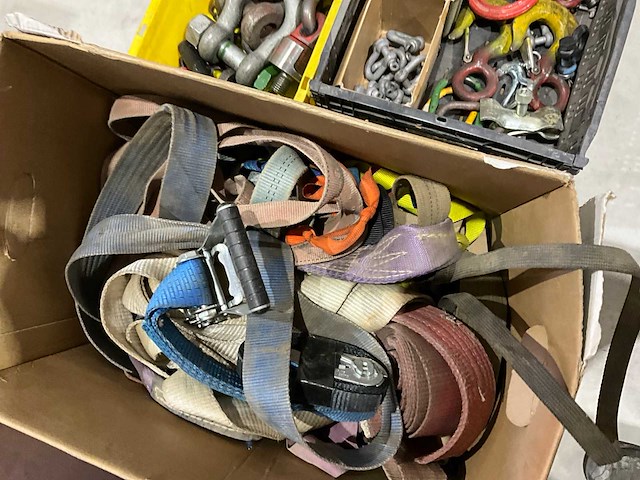 Diverse werkplaatsinventaris - afbeelding 5 van  5