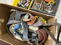 Diverse werkplaatsinventaris - afbeelding 5 van  5