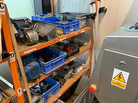 Diverse werkplaatsinventaris - afbeelding 10 van  24