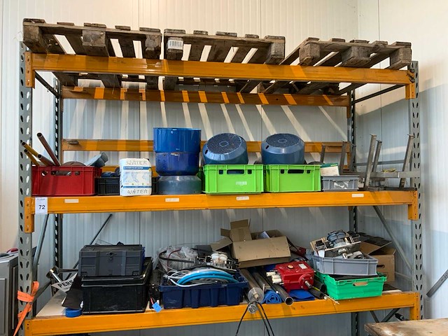 Diverse werkplaatsinventaris - afbeelding 12 van  24