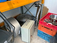 Diverse werkplaatsinventaris - afbeelding 21 van  24