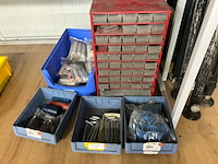 Diverse werkplaatsinventaris - afbeelding 1 van  6