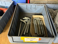 Diverse werkplaatsinventaris - afbeelding 3 van  6