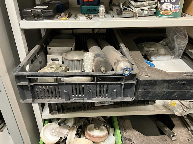 Diverse werkplaatsitems - afbeelding 4 van  18