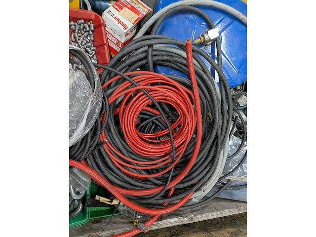 Diverse werkplaatsmateriaal - afbeelding 7 van  9
