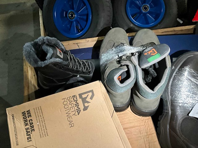 Diverse werkschoenen - afbeelding 6 van  8