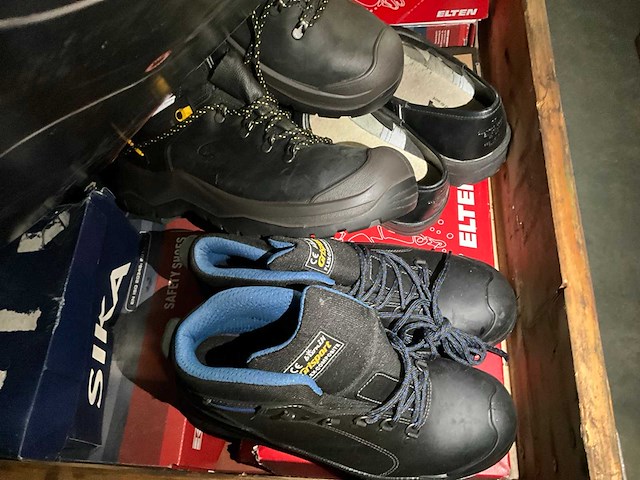 Diverse werkschoenen - afbeelding 7 van  8