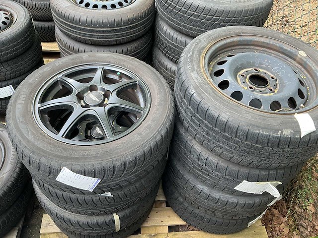 Diverse wielen / banden sets 1 - afbeelding 3 van  11