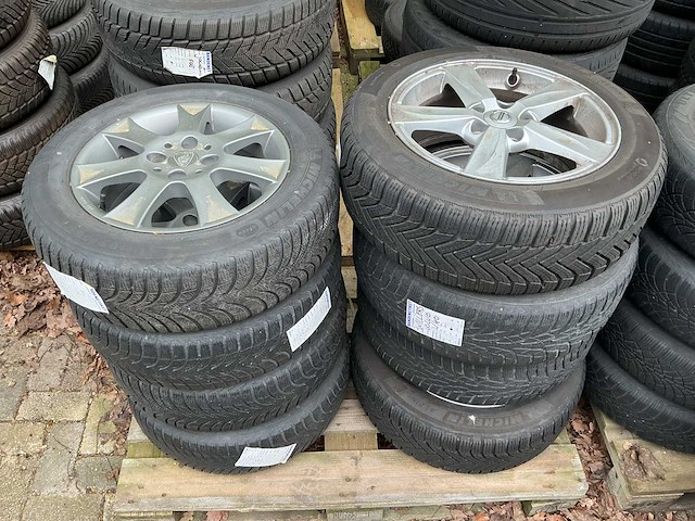 Diverse wielen / banden sets 1 - afbeelding 7 van  11