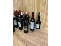 Diverse wijnen en dranken - afbeelding 5 van  8