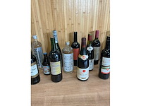 Diverse wijnsoorten - afbeelding 3 van  8