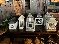 Diverse windlichten en decoratie - afbeelding 2 van  6