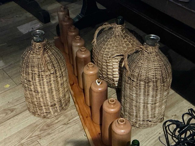 Diverse windlichten en decoratie - afbeelding 4 van  6