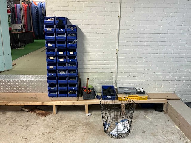 Diverse winkel inventaris - afbeelding 8 van  25