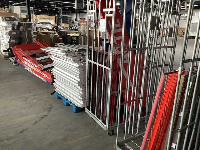 Diverse winkel rekken - storage racking - afbeelding 1 van  8