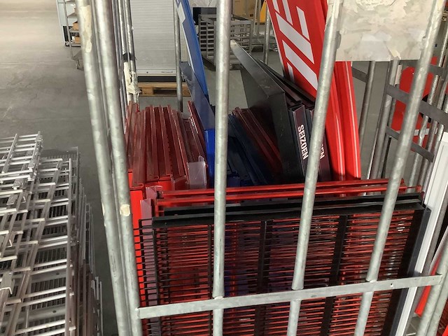 Diverse winkel rekken - storage racking - afbeelding 3 van  8