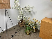 Diverse winkelinventaris en decoratie - afbeelding 4 van  8