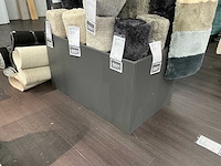 Diverse winkelmeubels - afbeelding 2 van  3