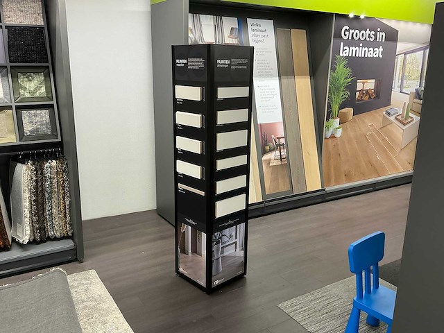 Diverse winkelmeubels - afbeelding 3 van  3