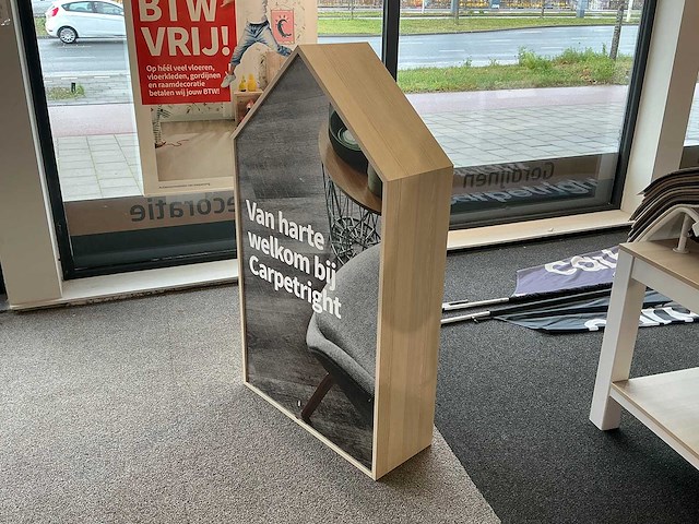 Diverse winkelmeubels - afbeelding 2 van  4