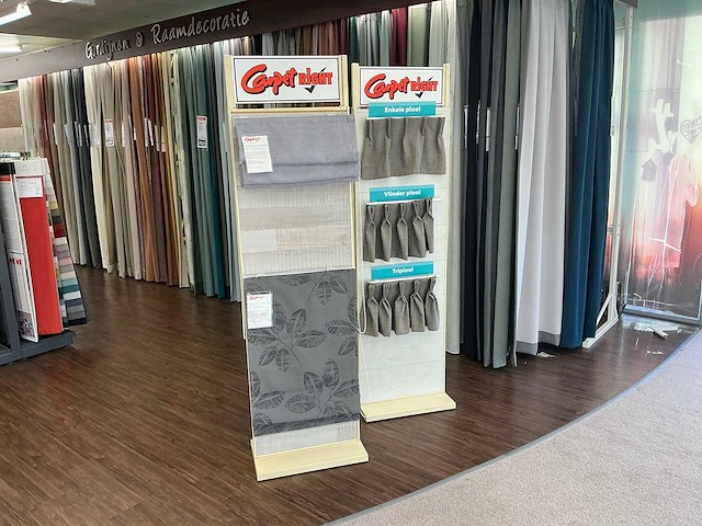 Diverse winkelmeubels - afbeelding 6 van  7