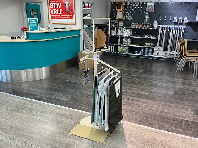 Diverse winkelmeubels - afbeelding 7 van  7