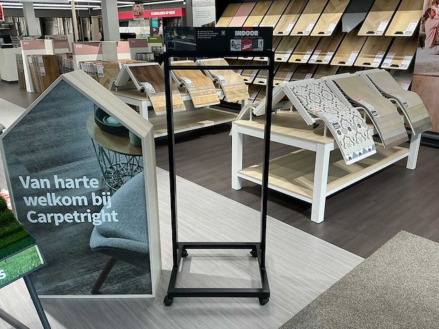 Diverse winkelmeubels - afbeelding 3 van  5