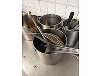 Diverse wokbranders op gas en keukengerei - afbeelding 13 van  13