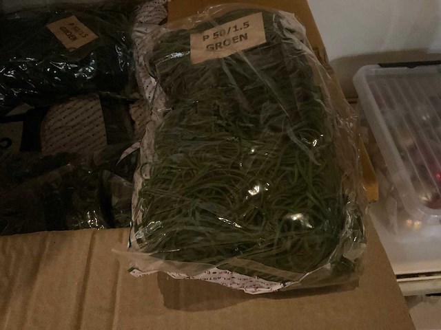 Diverse woonaccessoires - afbeelding 13 van  13