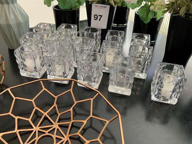 Diverse woonaccessoires - afbeelding 4 van  8