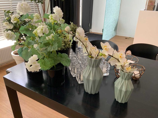 Diverse woonaccessoires - afbeelding 8 van  8