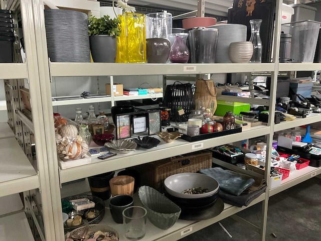 Diverse woonaccessoires - afbeelding 1 van  13