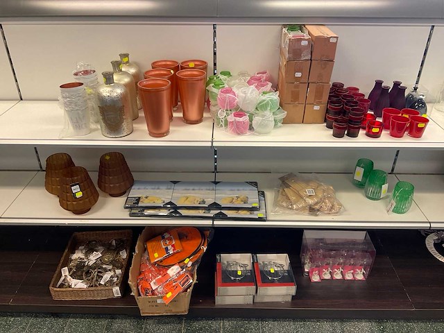 Diverse woonaccessoires - afbeelding 1 van  11