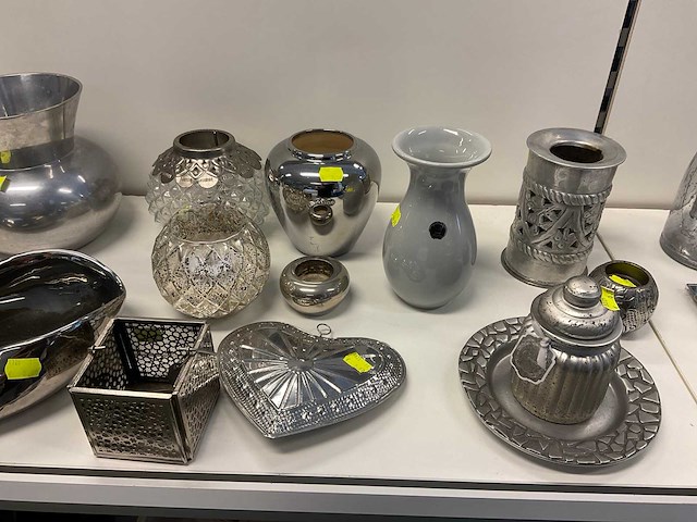 Diverse woonaccessoires - afbeelding 7 van  11