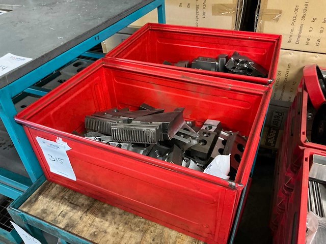 Diverse zachte bekken - afbeelding 1 van  7