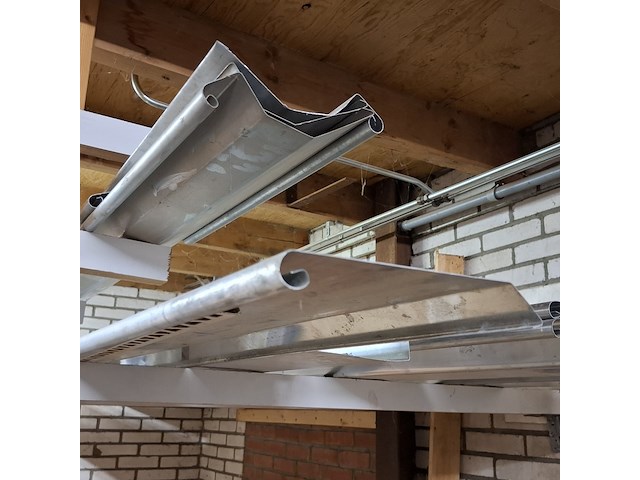 Diverse zink zetwerk - afbeelding 3 van  8