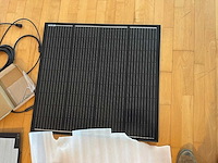 Diverse zonne-energie componenten - afbeelding 4 van  6