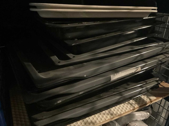 Diversen bakplaten voor oven en magnetron (15x) - afbeelding 2 van  3