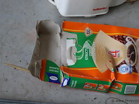 Diversen bestaande uit o.a. koffiezetmachine & hollandia waterkoker - afbeelding 4 van  5