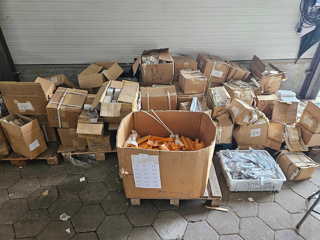 Diversen bestek (zelf 20 doosjes samen stellen uit partij) - afbeelding 1 van  8