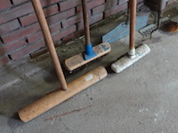 Diversen bezems, sneeuwschuiver, etc. - afbeelding 3 van  5